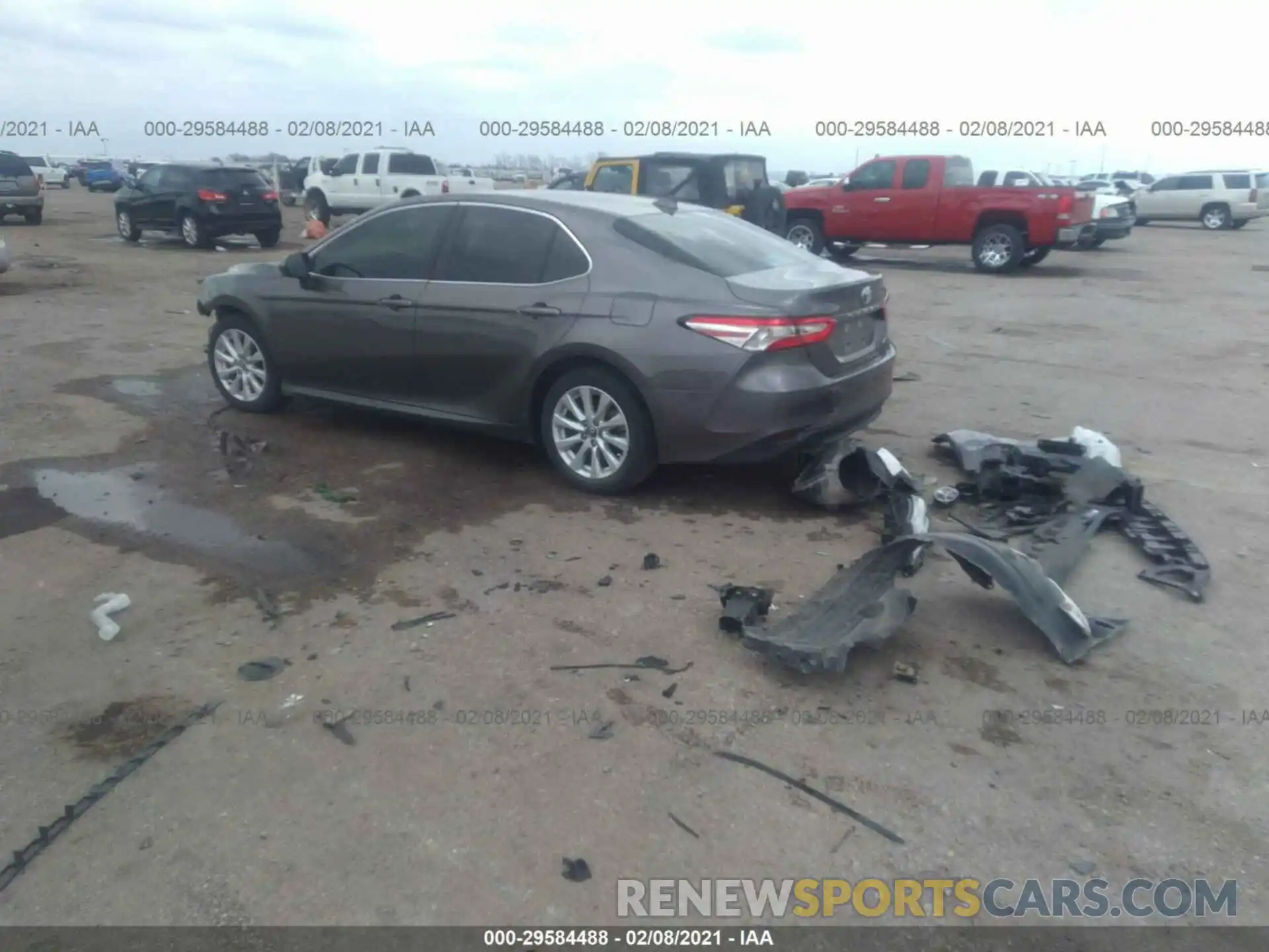 3 Photograph of a damaged car 4T1C11AK5LU890262 TOYOTA CAMRY 2020