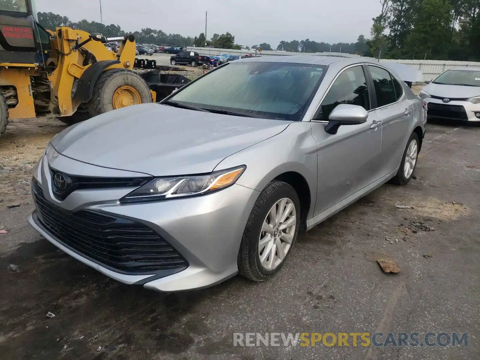 2 Photograph of a damaged car 4T1C11AK5LU891556 TOYOTA CAMRY 2020