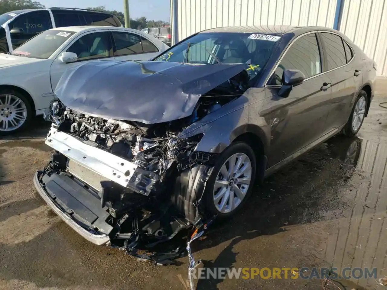 2 Photograph of a damaged car 4T1C11AK5LU895400 TOYOTA CAMRY 2020