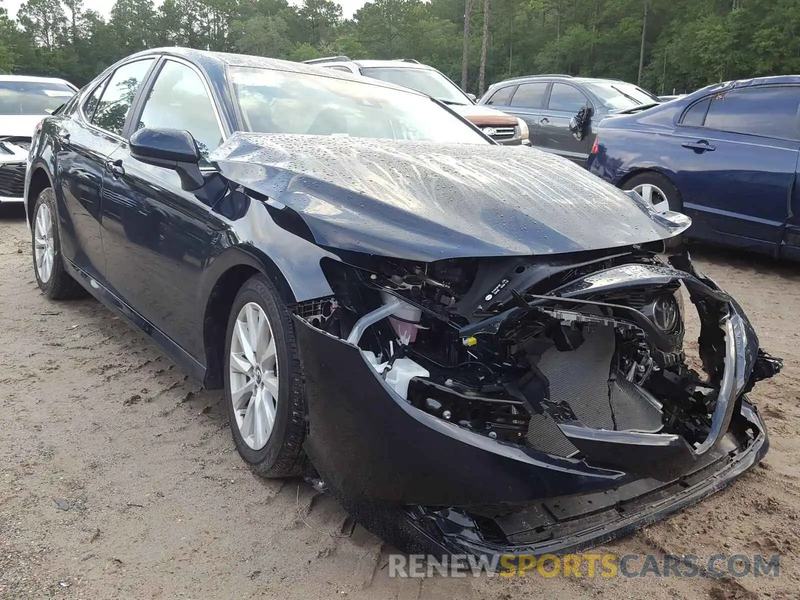 1 Photograph of a damaged car 4T1C11AK5LU896157 TOYOTA CAMRY 2020