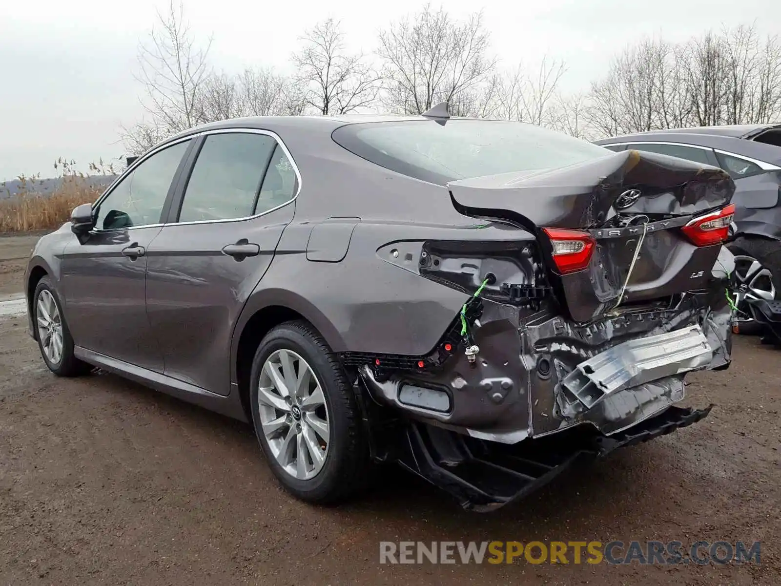 3 Photograph of a damaged car 4T1C11AK5LU896885 TOYOTA CAMRY 2020