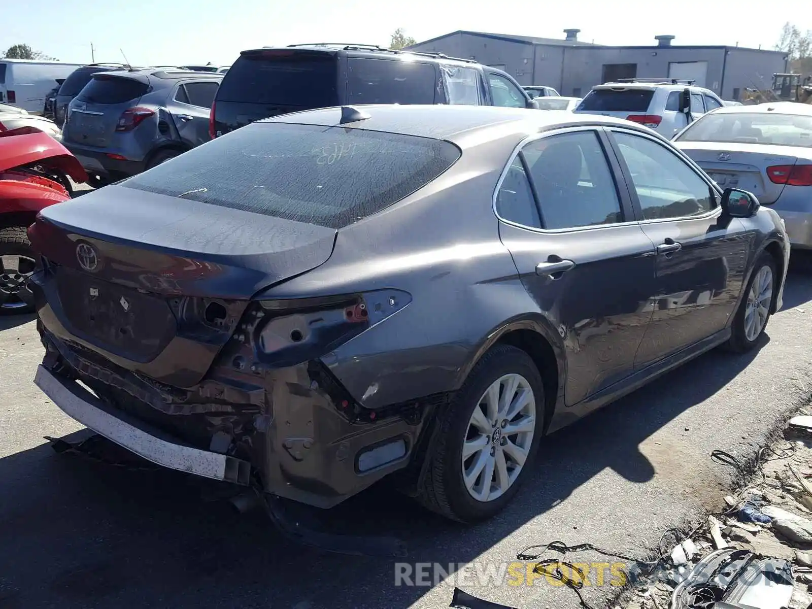 4 Photograph of a damaged car 4T1C11AK5LU907643 TOYOTA CAMRY 2020