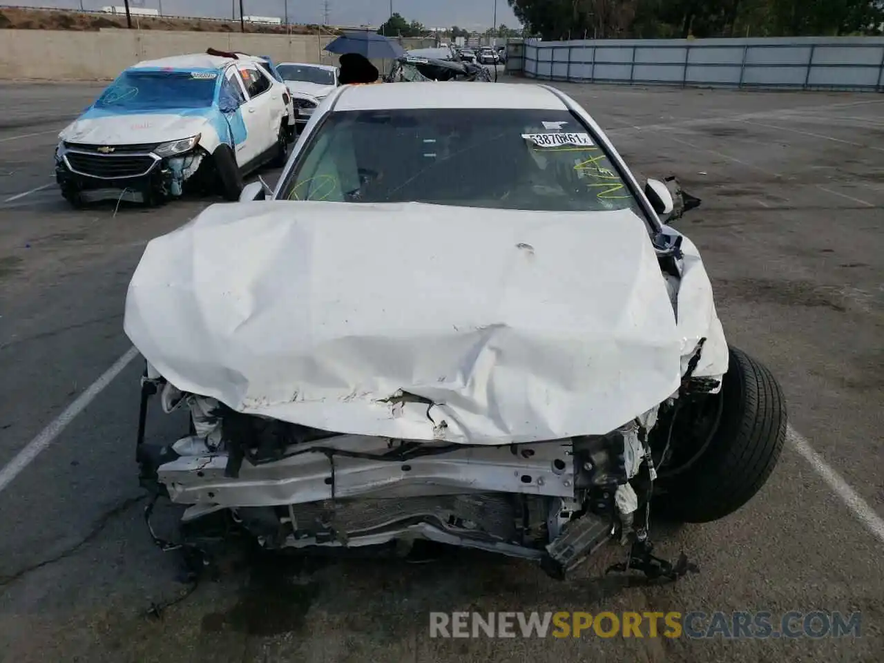 9 Photograph of a damaged car 4T1C11AK5LU916830 TOYOTA CAMRY 2020