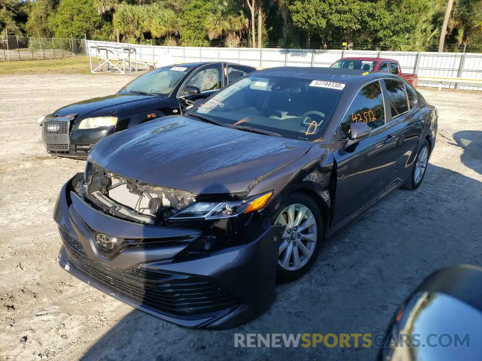 2 Photograph of a damaged car 4T1C11AK5LU919355 TOYOTA CAMRY 2020