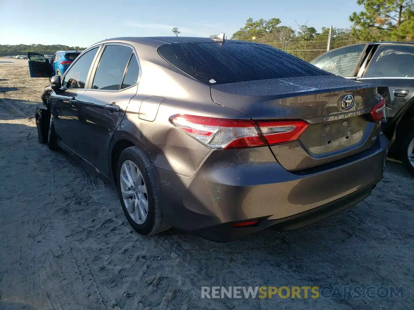 3 Photograph of a damaged car 4T1C11AK5LU919355 TOYOTA CAMRY 2020