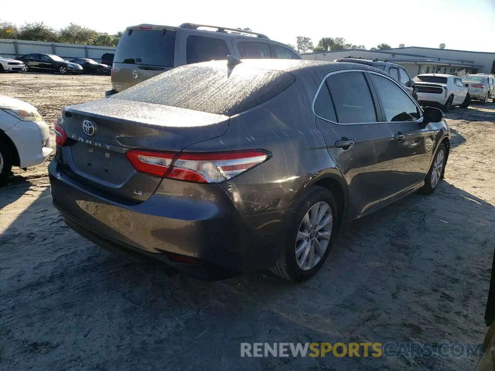 4 Photograph of a damaged car 4T1C11AK5LU919355 TOYOTA CAMRY 2020