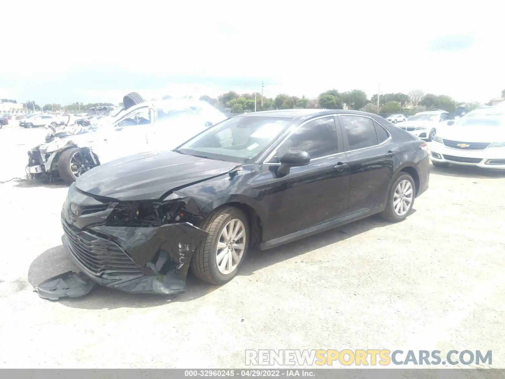 2 Photograph of a damaged car 4T1C11AK5LU919887 TOYOTA CAMRY 2020