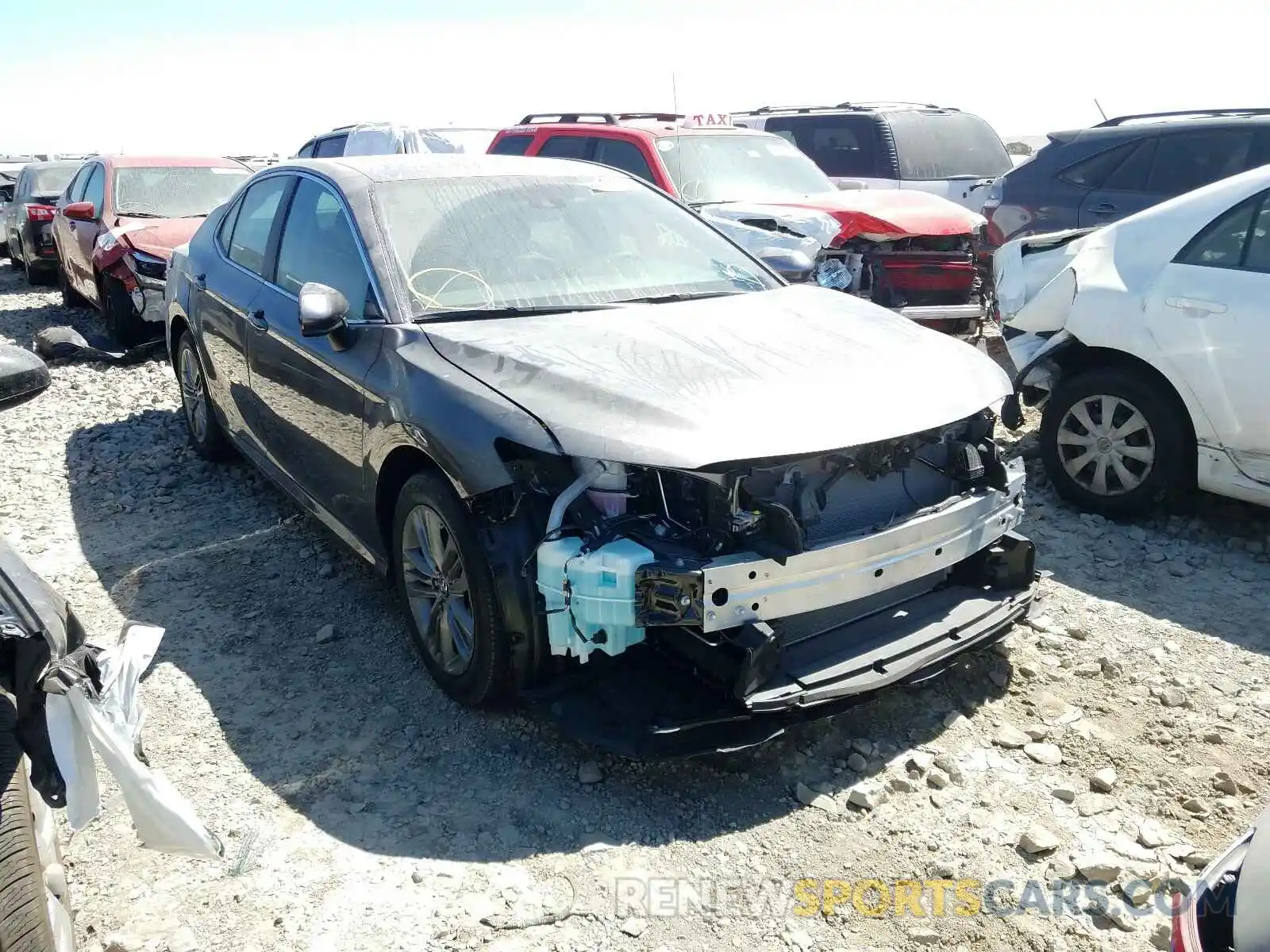 1 Photograph of a damaged car 4T1C11AK5LU920408 TOYOTA CAMRY 2020