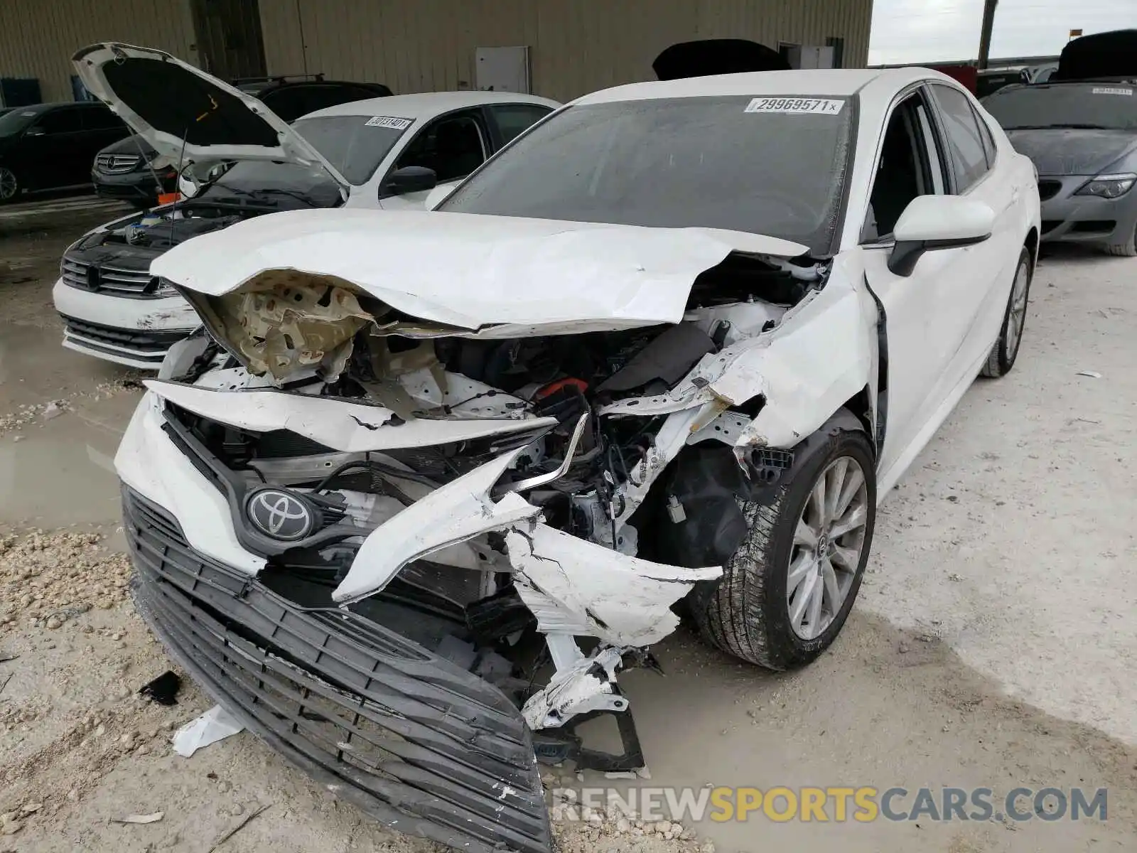 2 Photograph of a damaged car 4T1C11AK5LU923681 TOYOTA CAMRY 2020