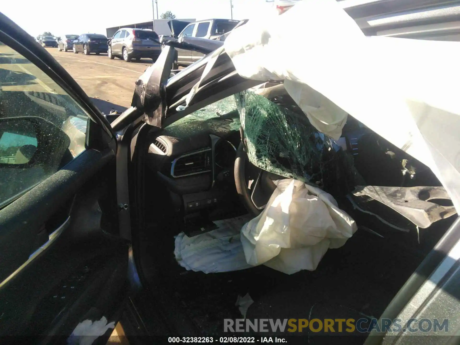 5 Photograph of a damaged car 4T1C11AK5LU930887 TOYOTA CAMRY 2020