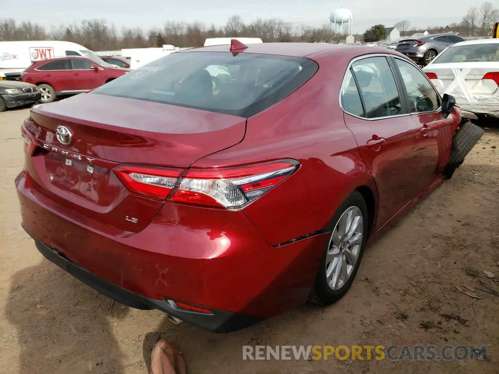 4 Photograph of a damaged car 4T1C11AK5LU931859 TOYOTA CAMRY 2020