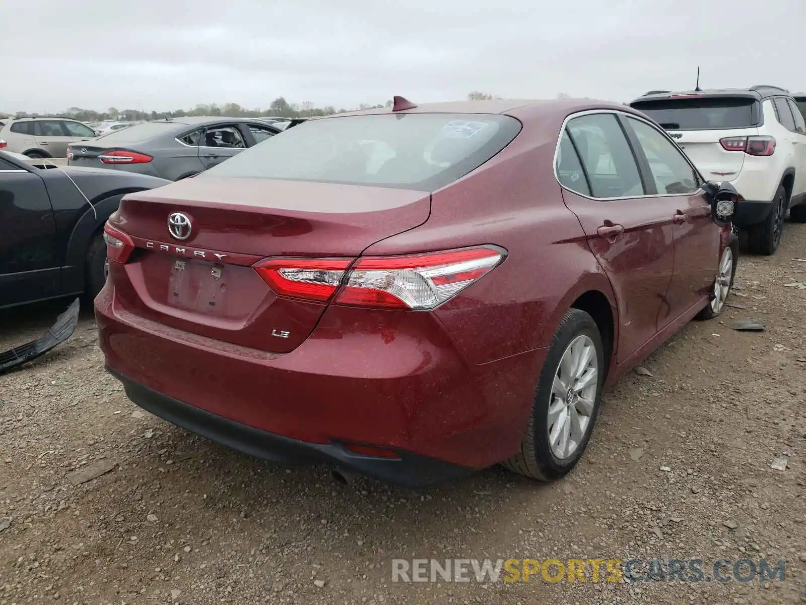 4 Photograph of a damaged car 4T1C11AK5LU931991 TOYOTA CAMRY 2020