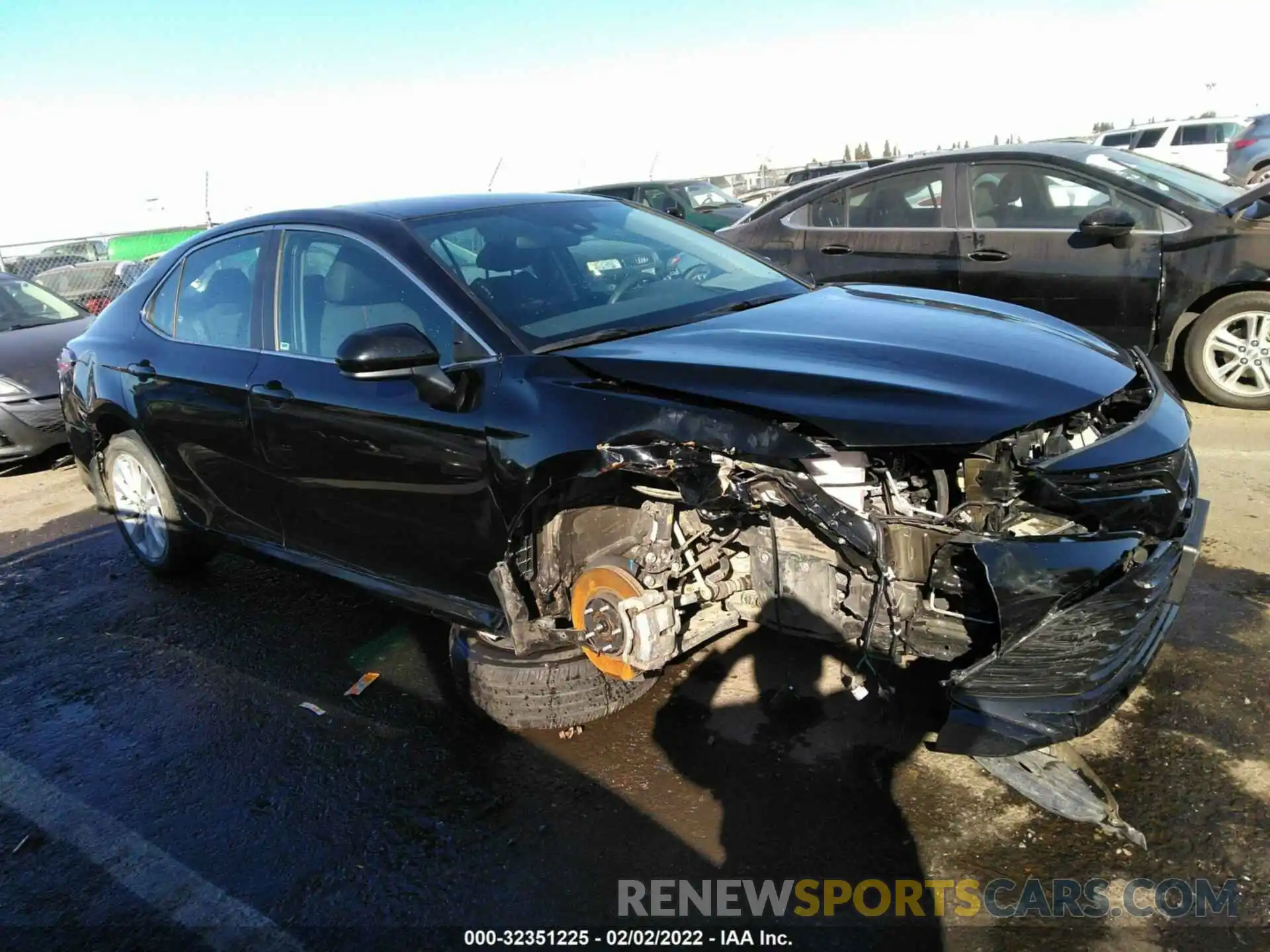 1 Photograph of a damaged car 4T1C11AK5LU936284 TOYOTA CAMRY 2020