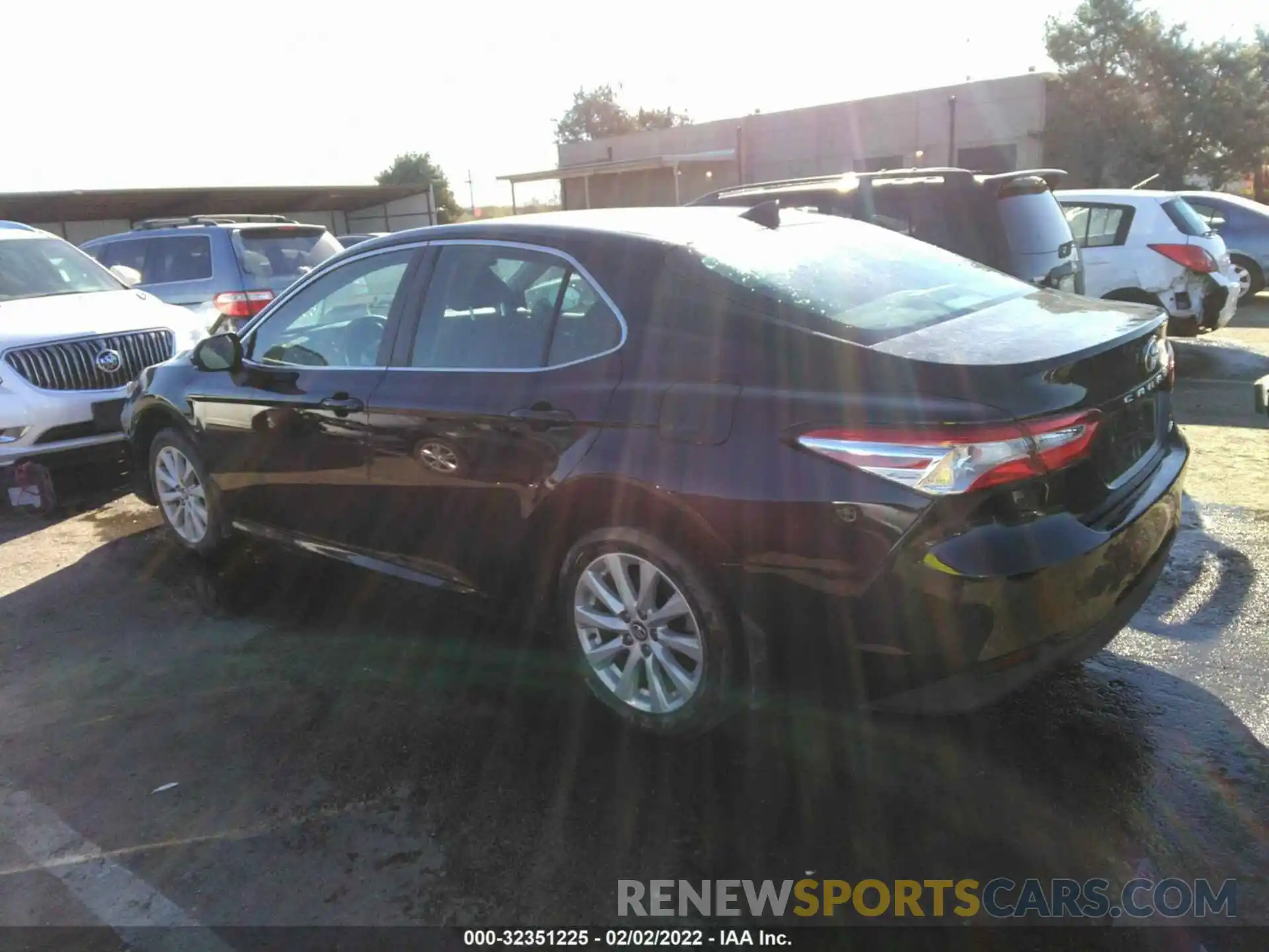 3 Photograph of a damaged car 4T1C11AK5LU936284 TOYOTA CAMRY 2020