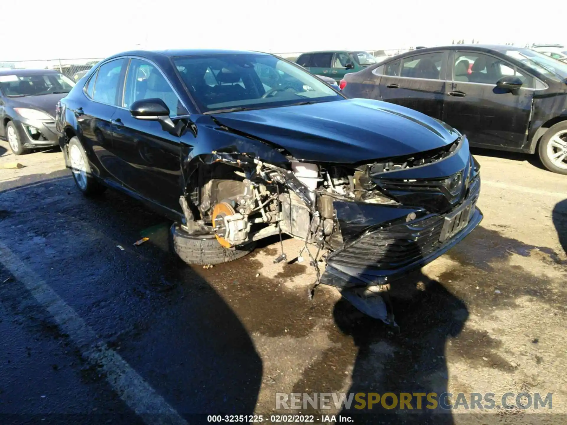 5 Photograph of a damaged car 4T1C11AK5LU936284 TOYOTA CAMRY 2020