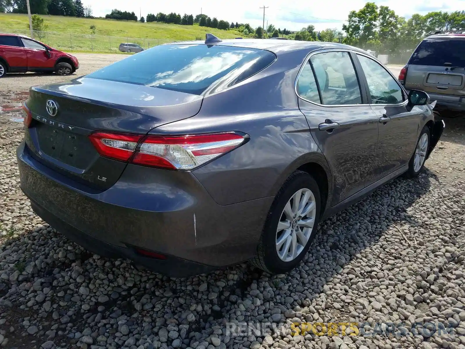 4 Photograph of a damaged car 4T1C11AK5LU941176 TOYOTA CAMRY 2020