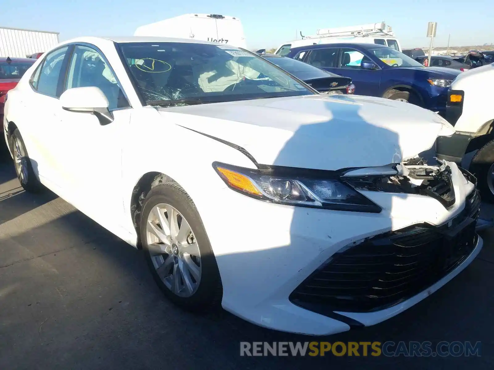 1 Photograph of a damaged car 4T1C11AK5LU942960 TOYOTA CAMRY 2020