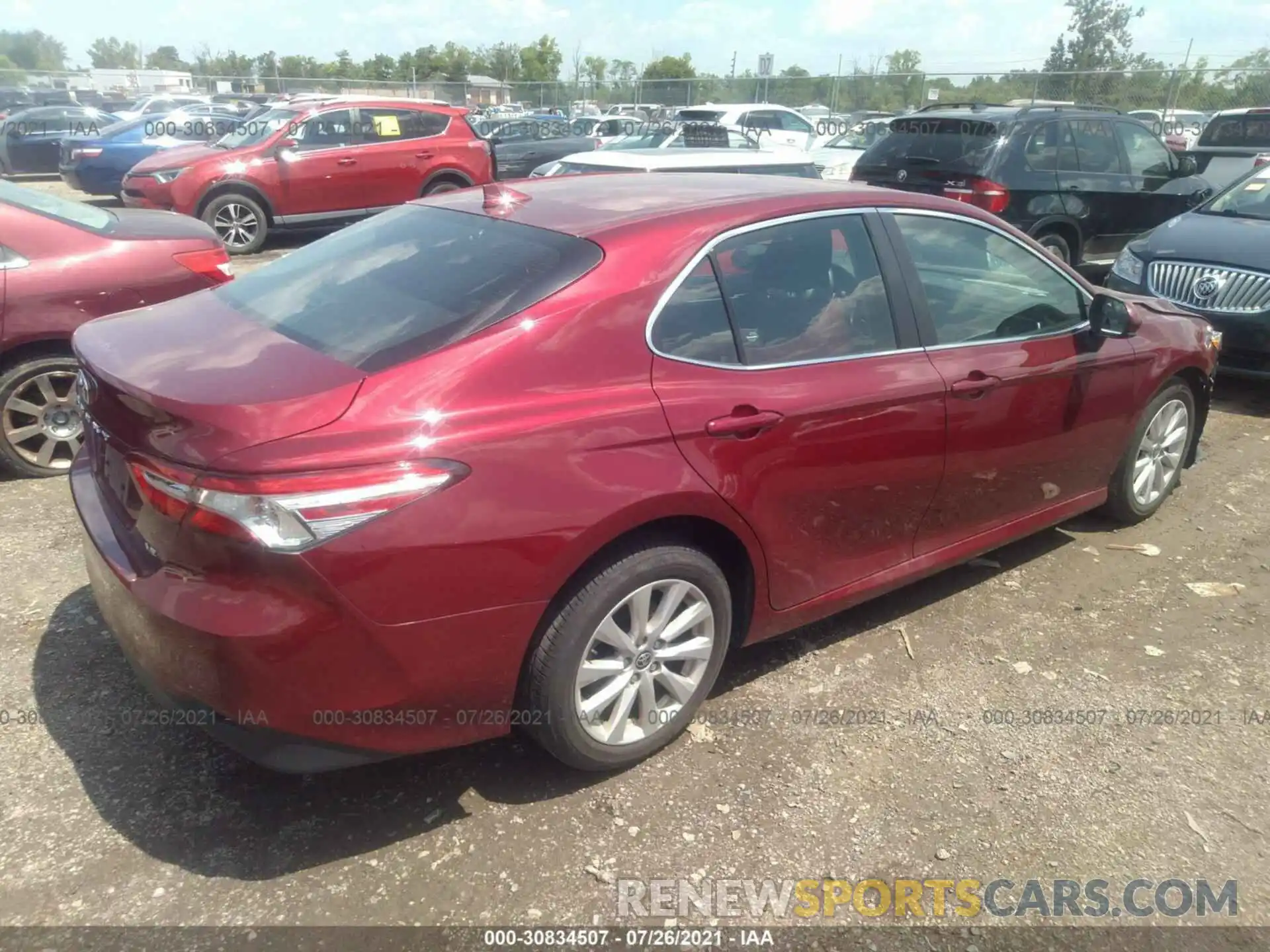 4 Photograph of a damaged car 4T1C11AK5LU946717 TOYOTA CAMRY 2020