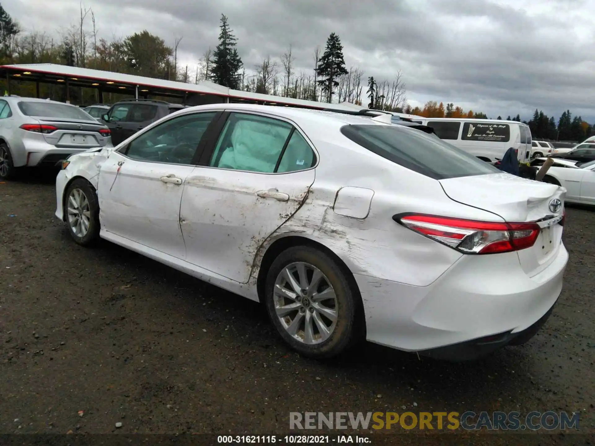 3 Photograph of a damaged car 4T1C11AK5LU948094 TOYOTA CAMRY 2020