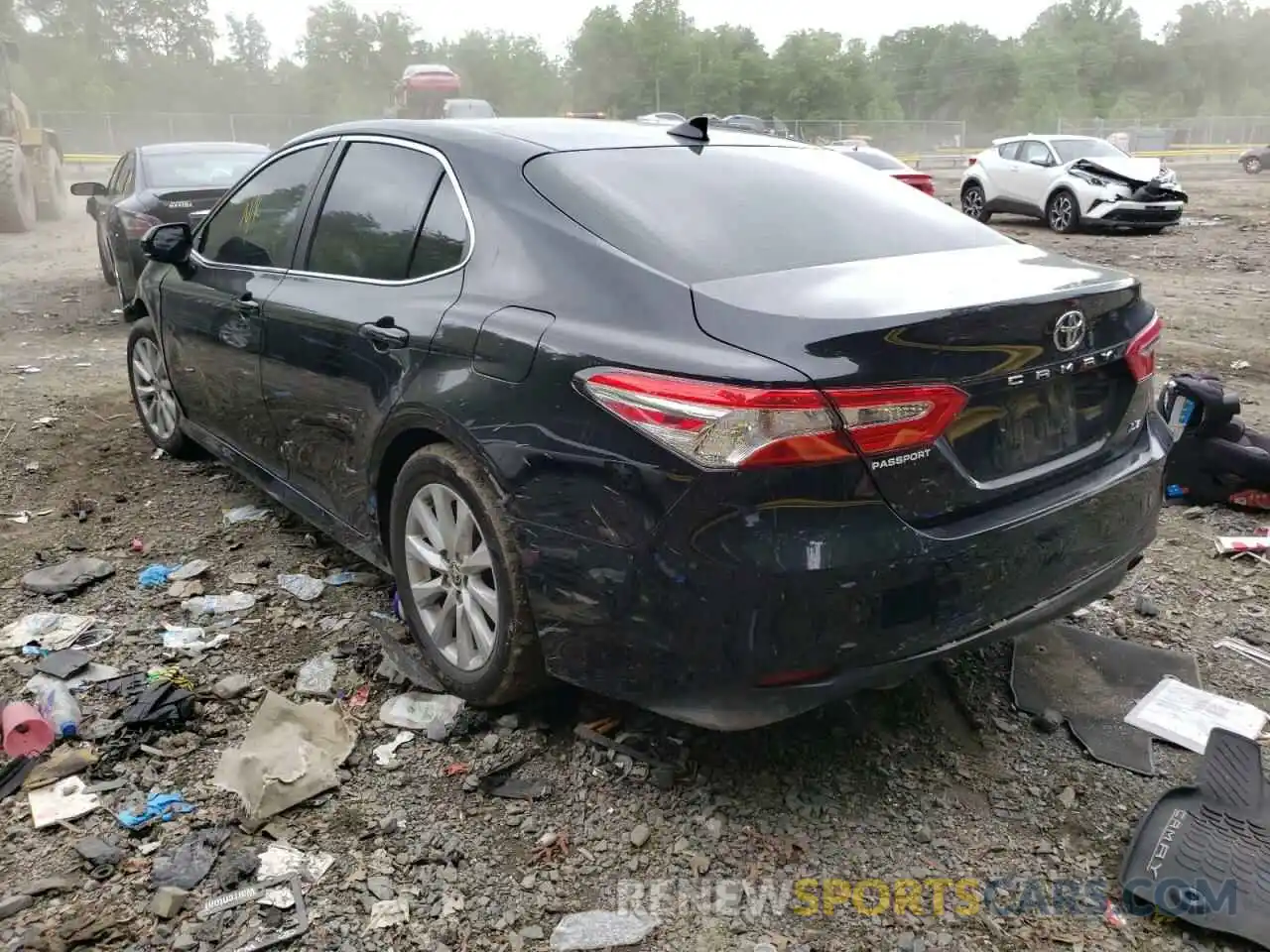 3 Photograph of a damaged car 4T1C11AK5LU950010 TOYOTA CAMRY 2020