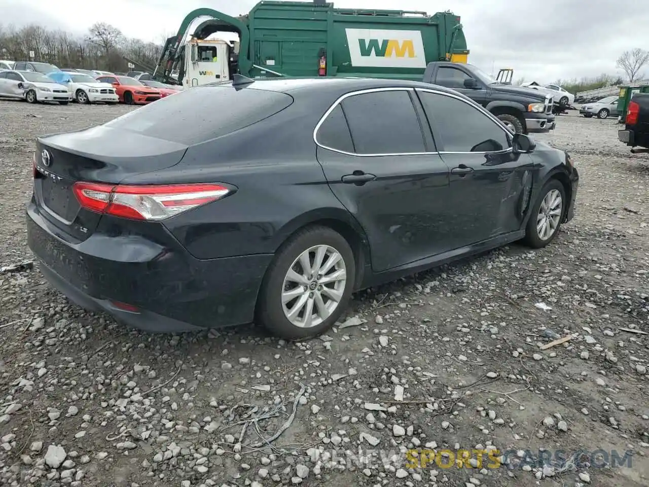 3 Photograph of a damaged car 4T1C11AK5LU951870 TOYOTA CAMRY 2020