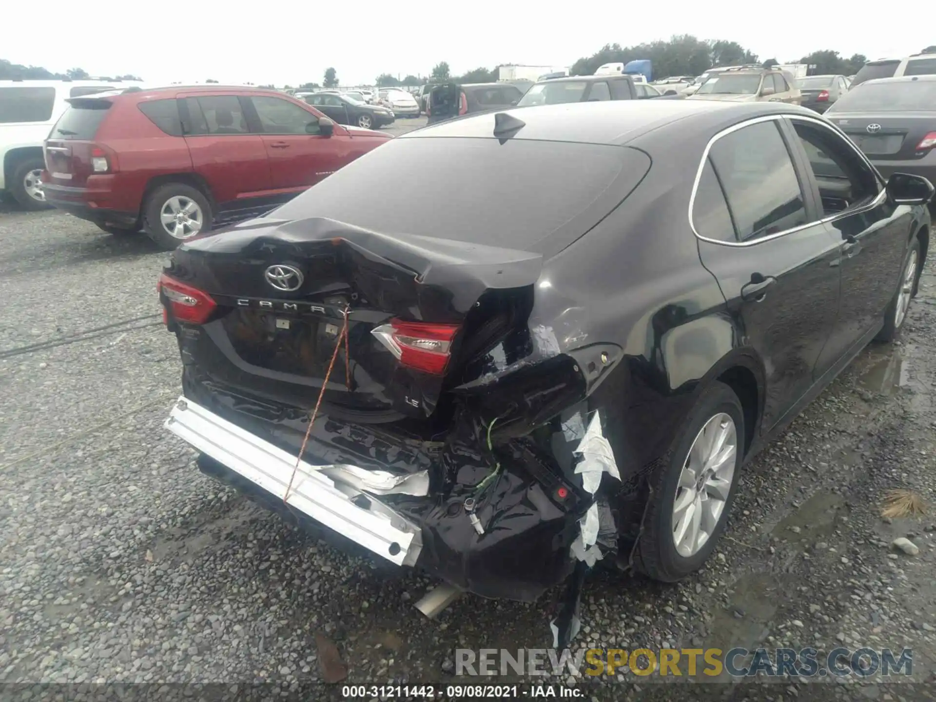 6 Photograph of a damaged car 4T1C11AK5LU960035 TOYOTA CAMRY 2020