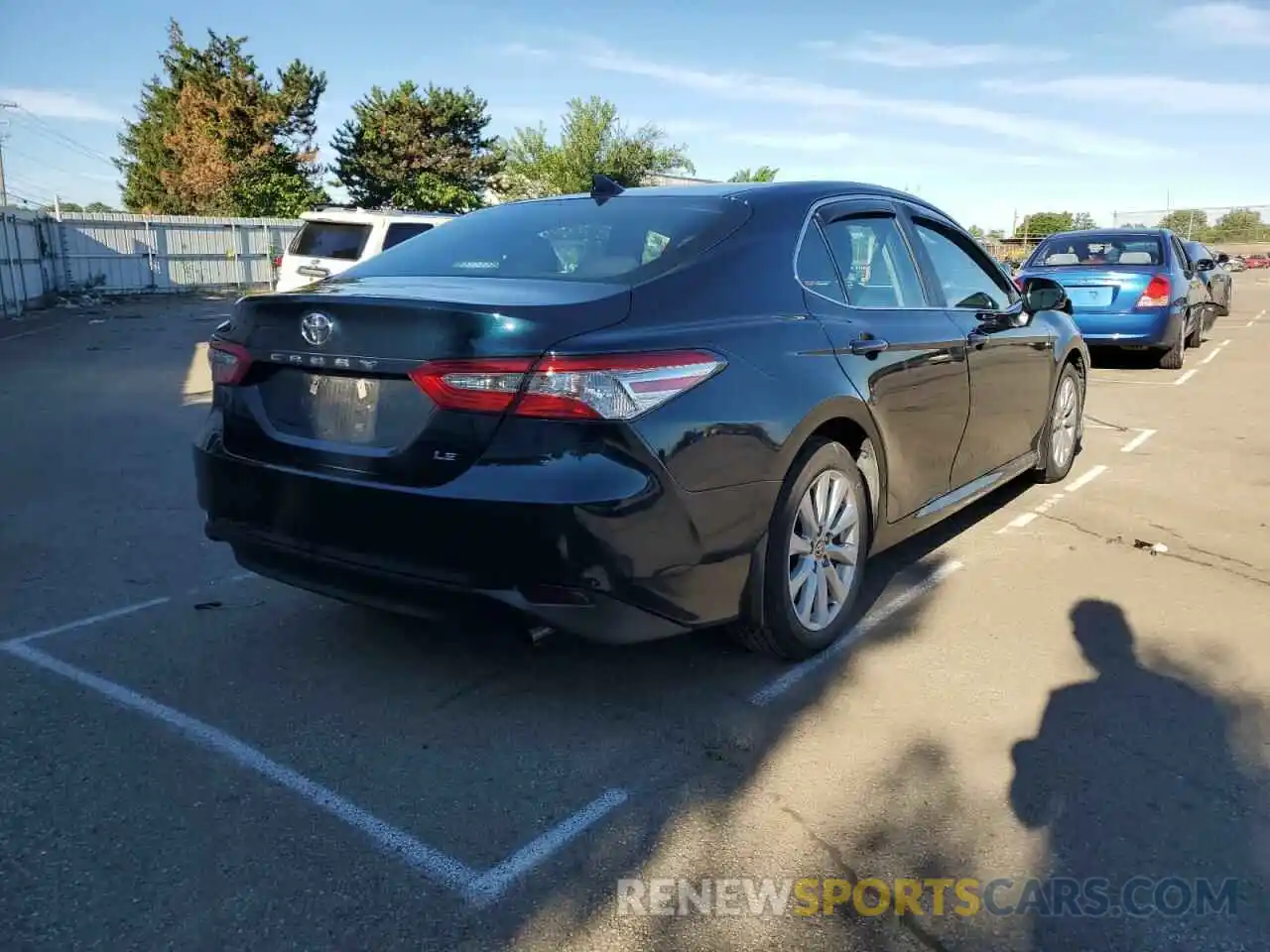 4 Photograph of a damaged car 4T1C11AK5LU974677 TOYOTA CAMRY 2020