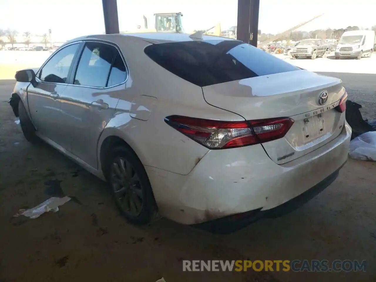 3 Photograph of a damaged car 4T1C11AK5LU974923 TOYOTA CAMRY 2020