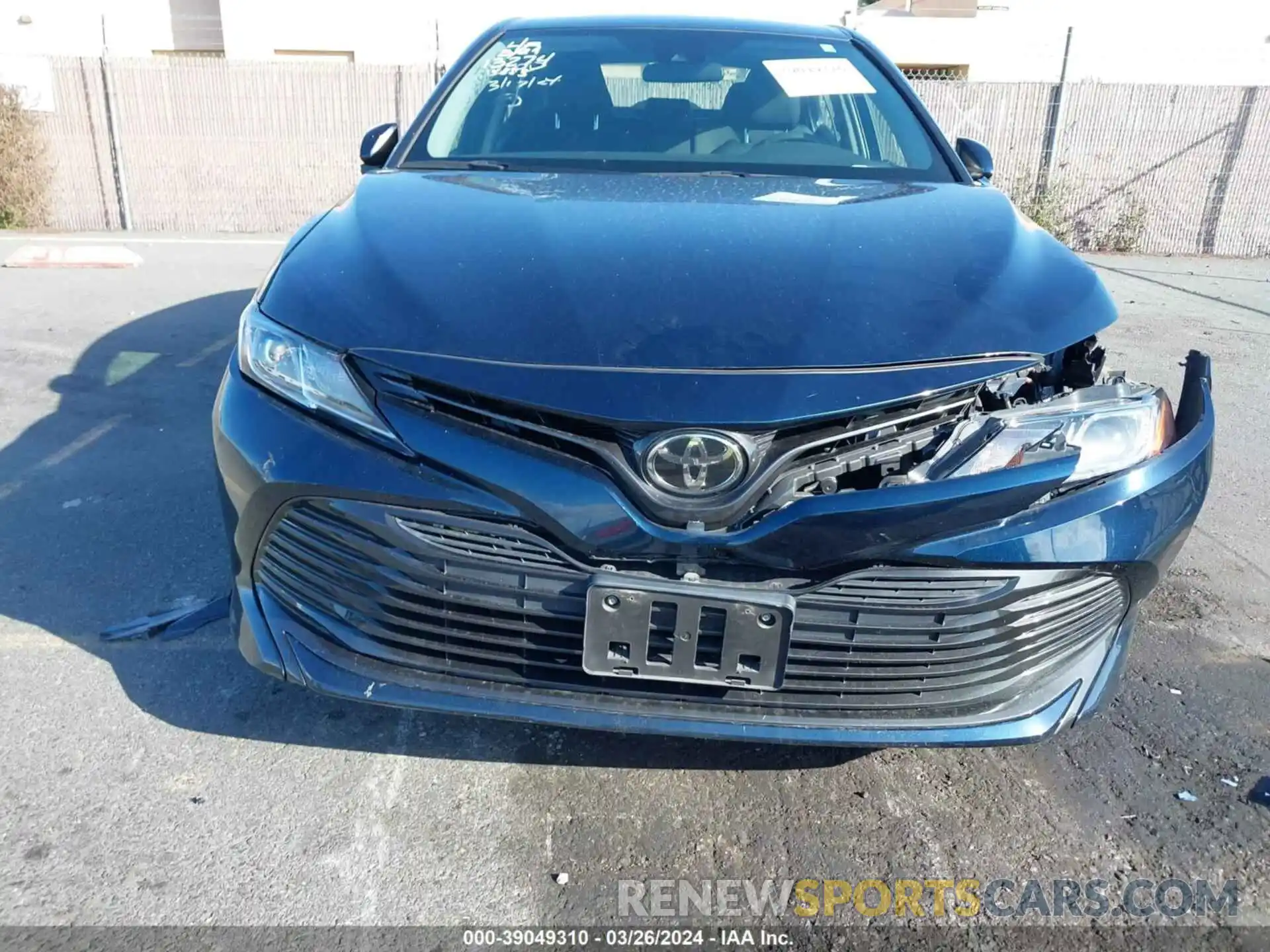 12 Photograph of a damaged car 4T1C11AK5LU984853 TOYOTA CAMRY 2020