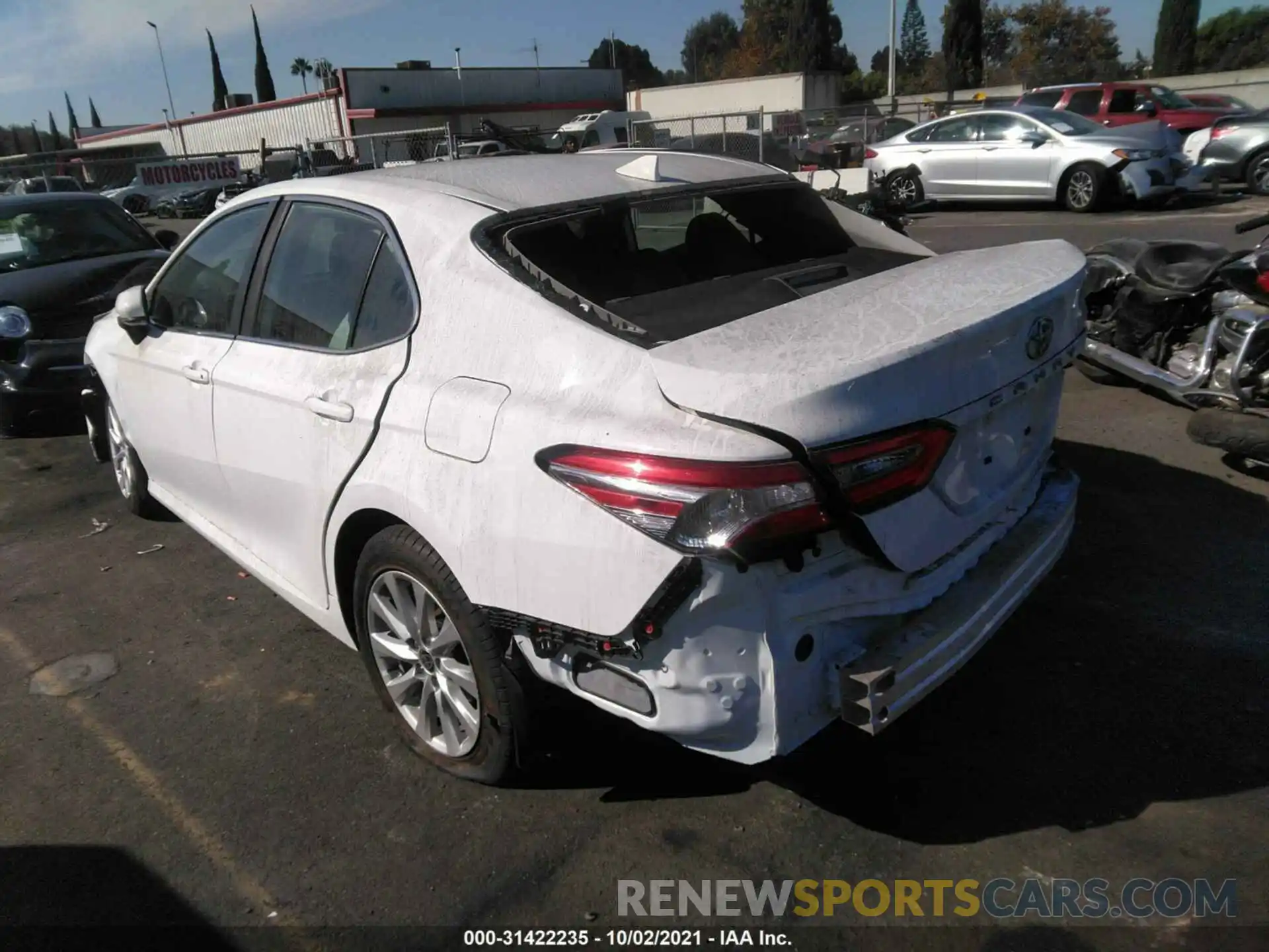 3 Photograph of a damaged car 4T1C11AK5LU986974 TOYOTA CAMRY 2020