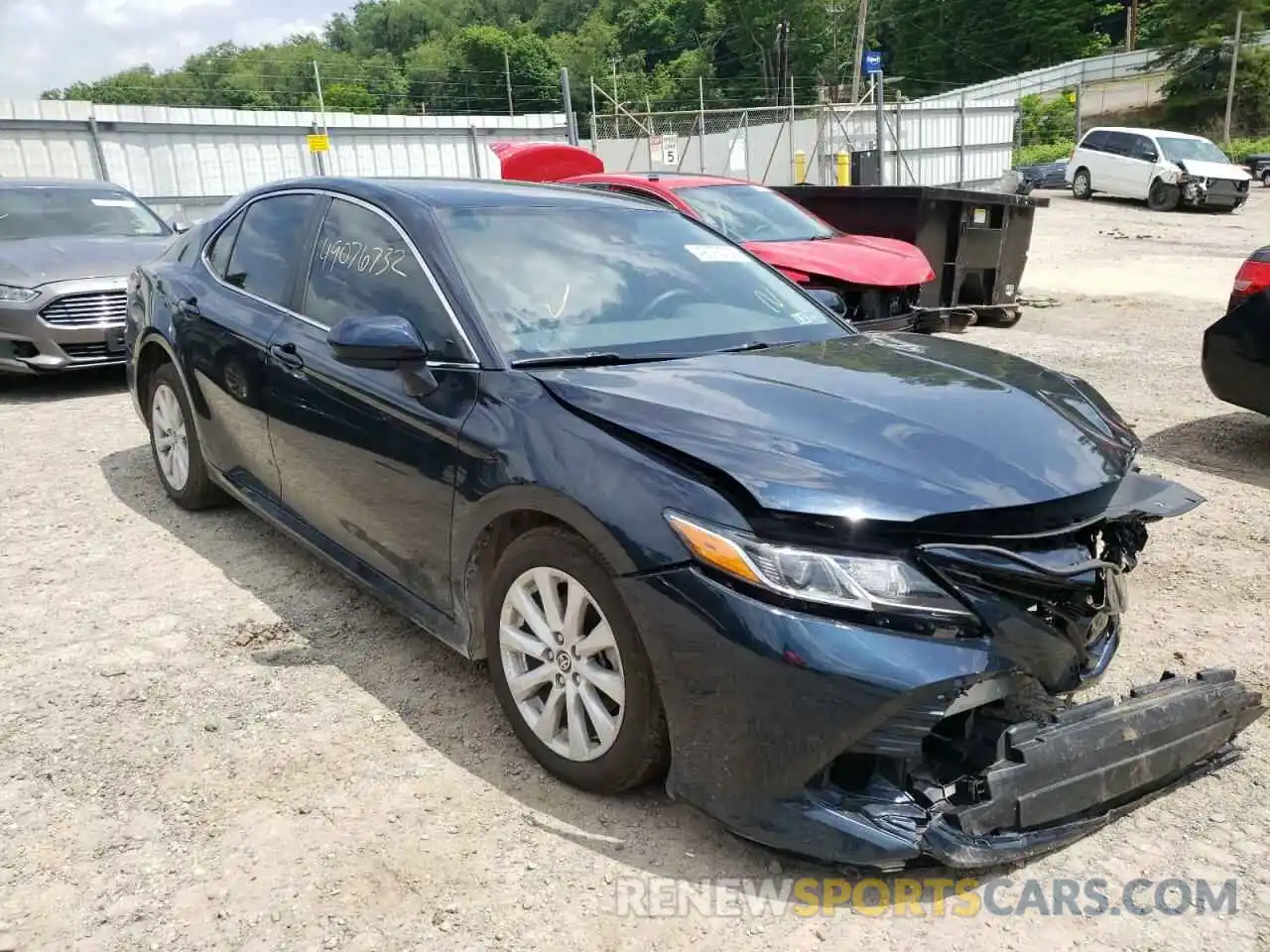 1 Photograph of a damaged car 4T1C11AK5LU993505 TOYOTA CAMRY 2020