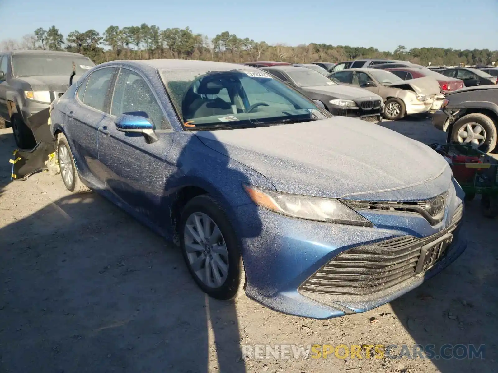 1 Photograph of a damaged car 4T1C11AK6LU320819 TOYOTA CAMRY 2020