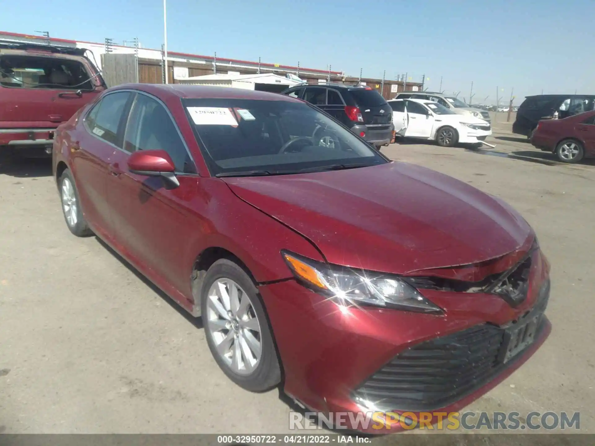 1 Photograph of a damaged car 4T1C11AK6LU333604 TOYOTA CAMRY 2020