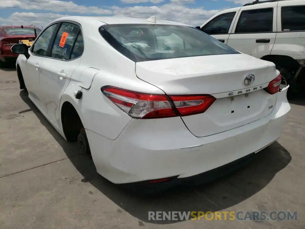 3 Photograph of a damaged car 4T1C11AK6LU344098 TOYOTA CAMRY 2020