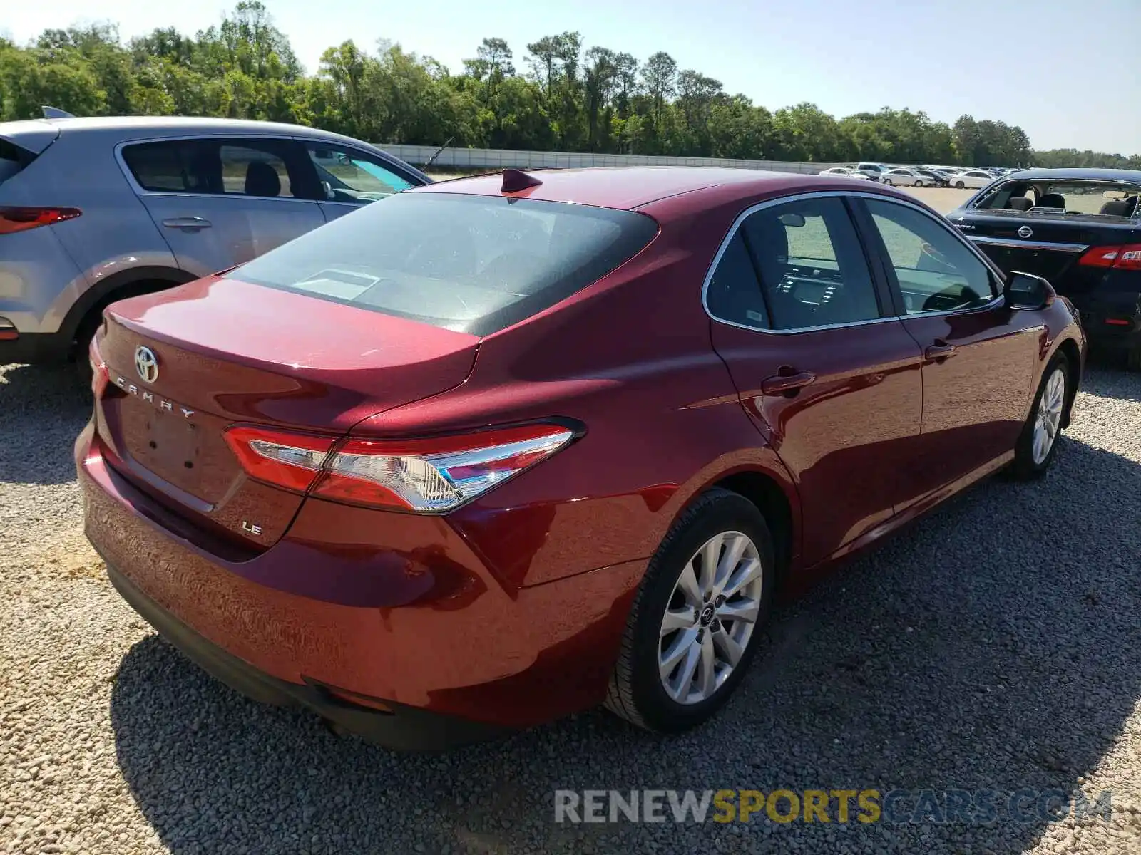 4 Photograph of a damaged car 4T1C11AK6LU344148 TOYOTA CAMRY 2020