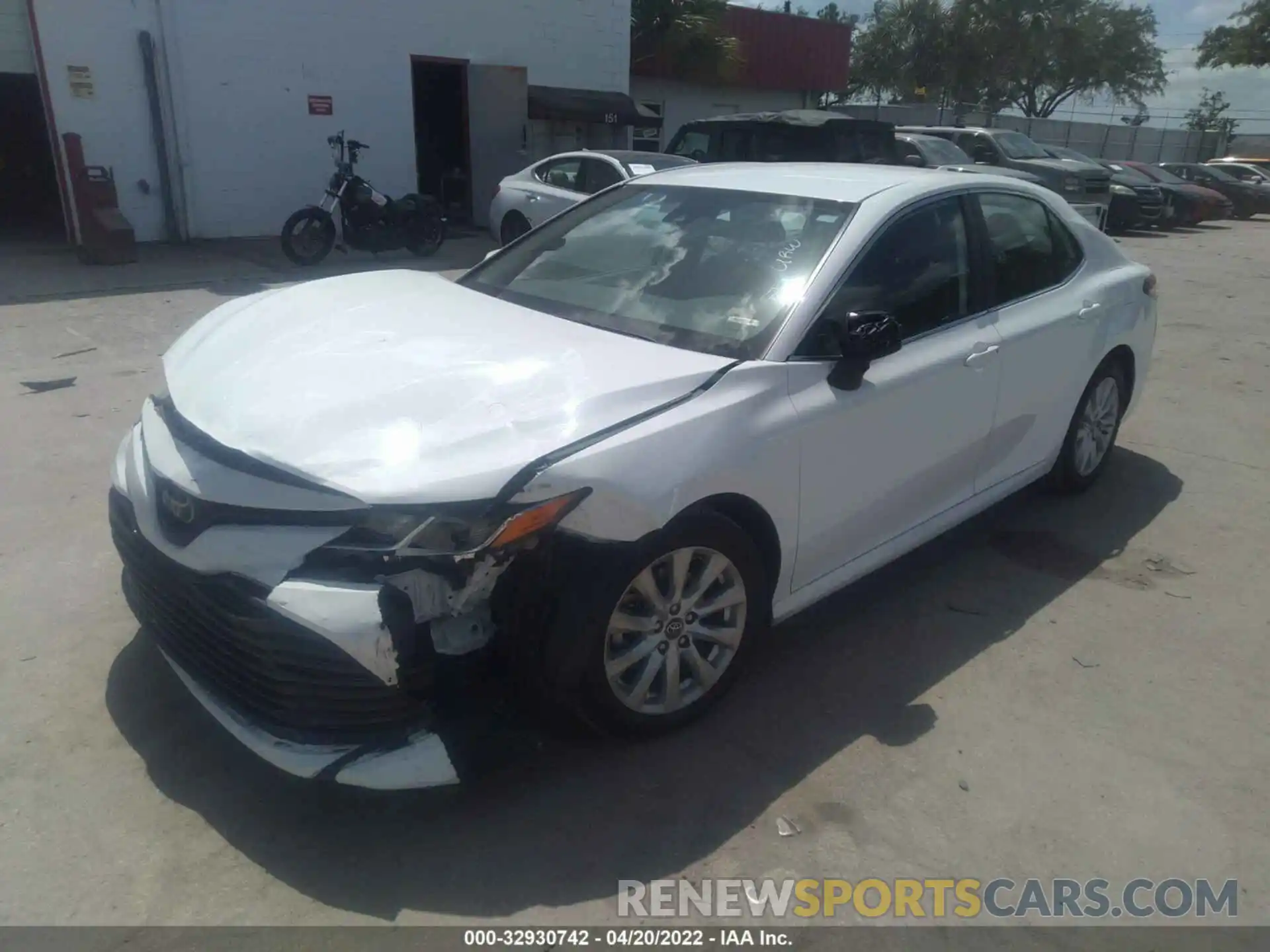 2 Photograph of a damaged car 4T1C11AK6LU344618 TOYOTA CAMRY 2020