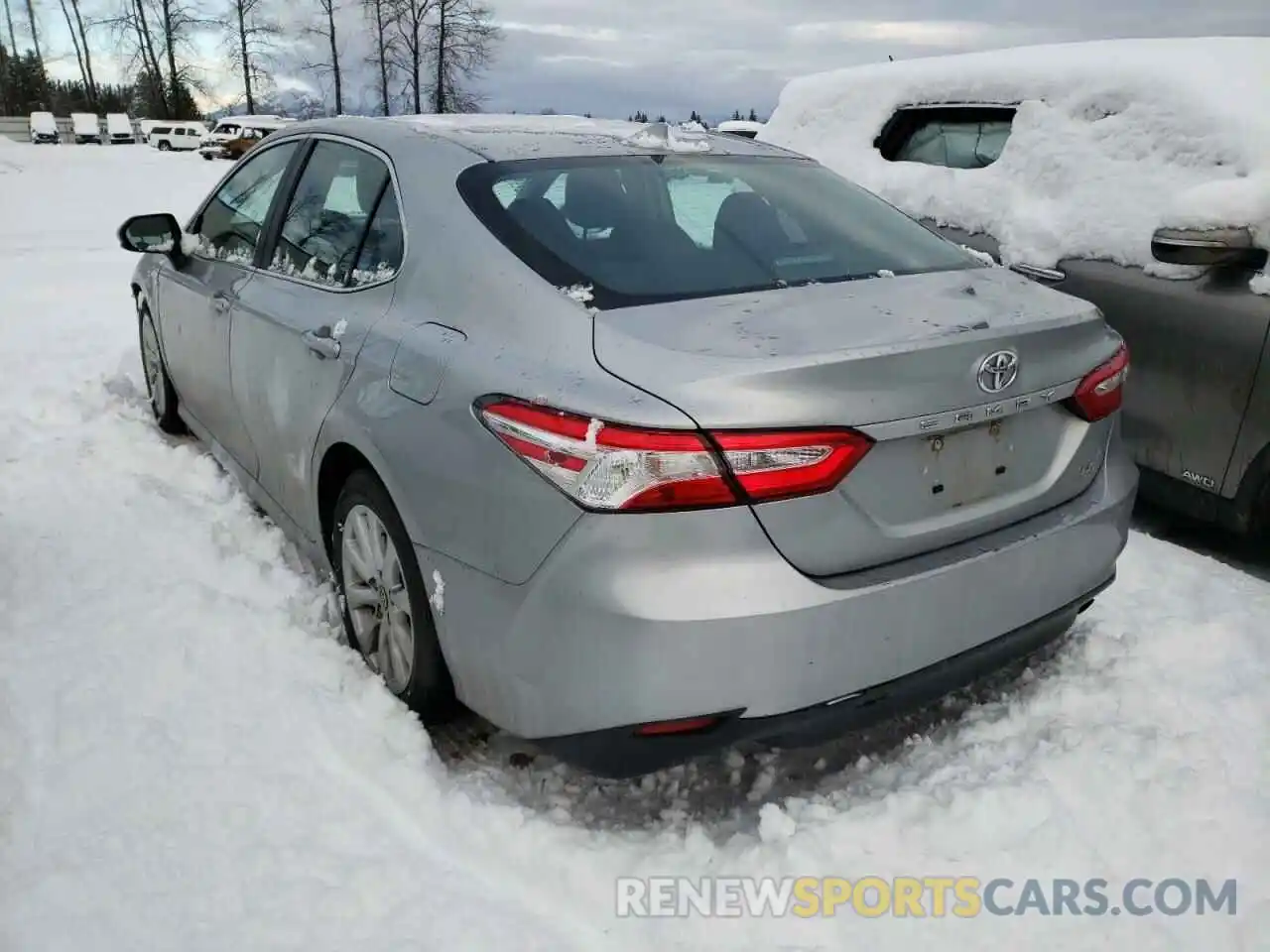 3 Photograph of a damaged car 4T1C11AK6LU345459 TOYOTA CAMRY 2020