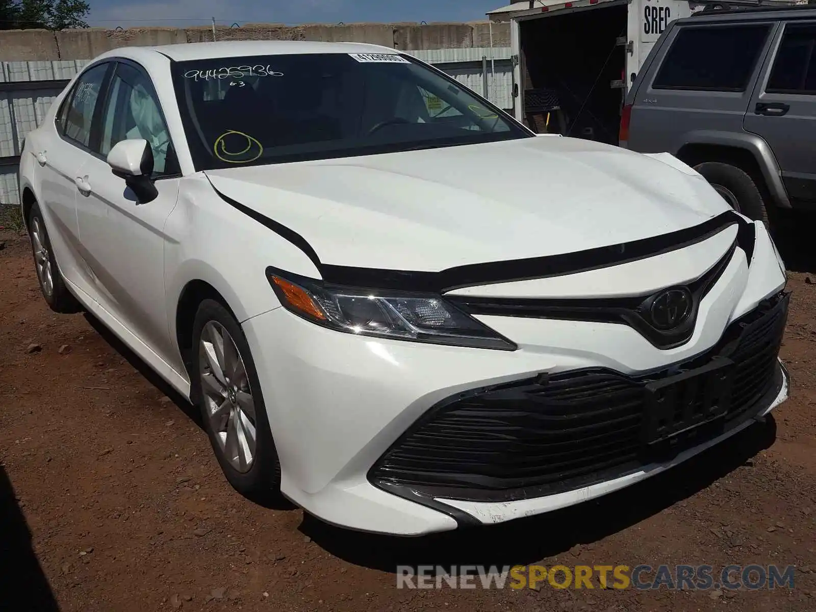 1 Photograph of a damaged car 4T1C11AK6LU345641 TOYOTA CAMRY 2020