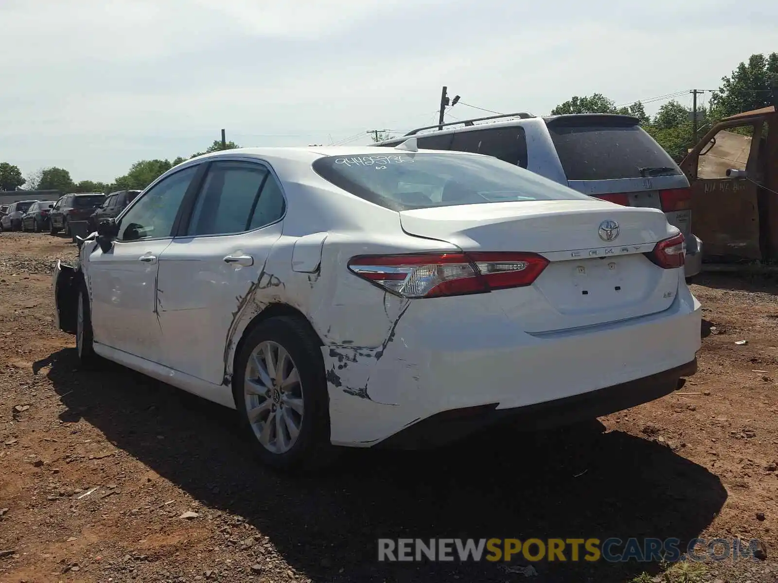 3 Photograph of a damaged car 4T1C11AK6LU345641 TOYOTA CAMRY 2020