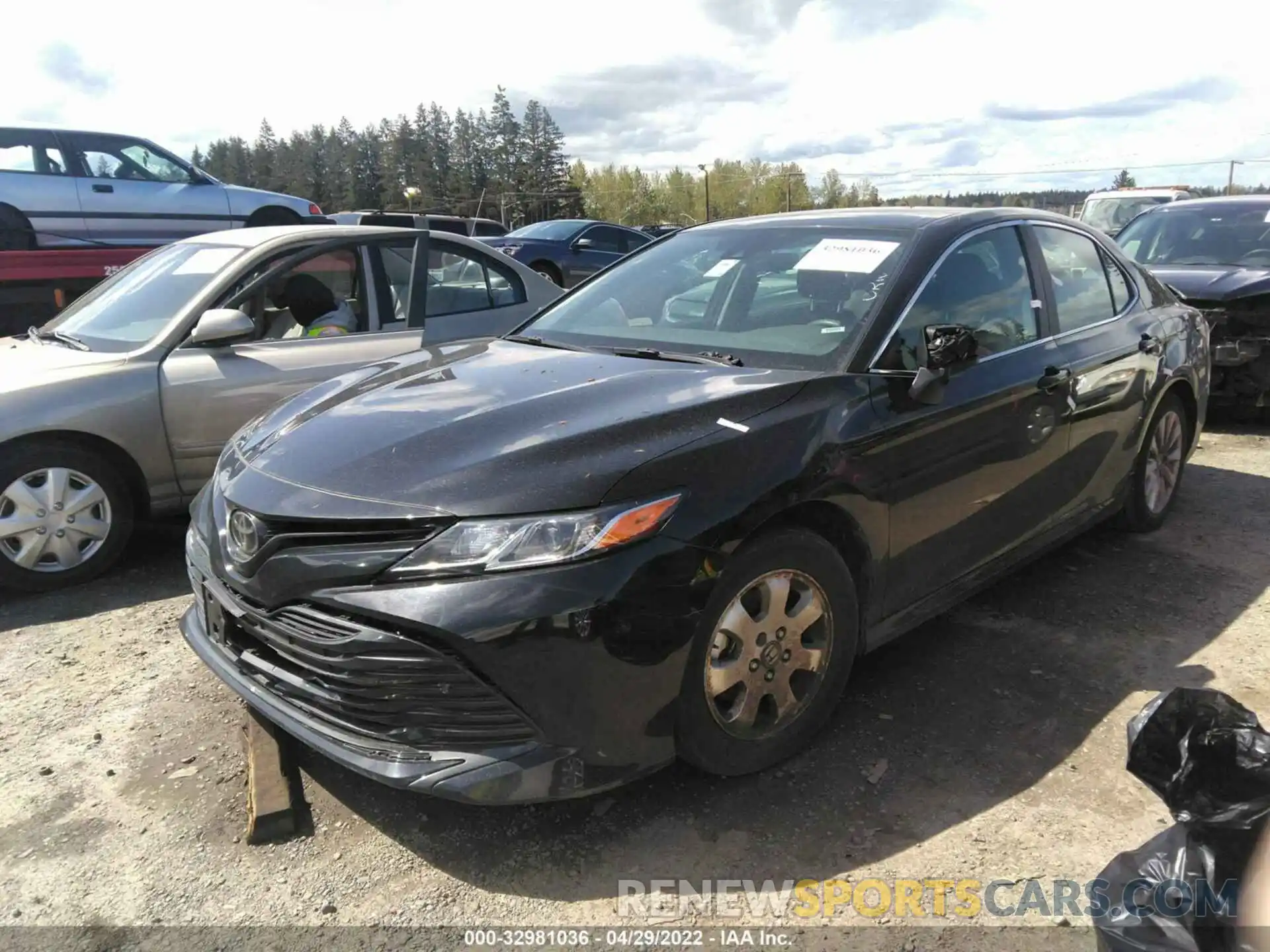 2 Photograph of a damaged car 4T1C11AK6LU347048 TOYOTA CAMRY 2020