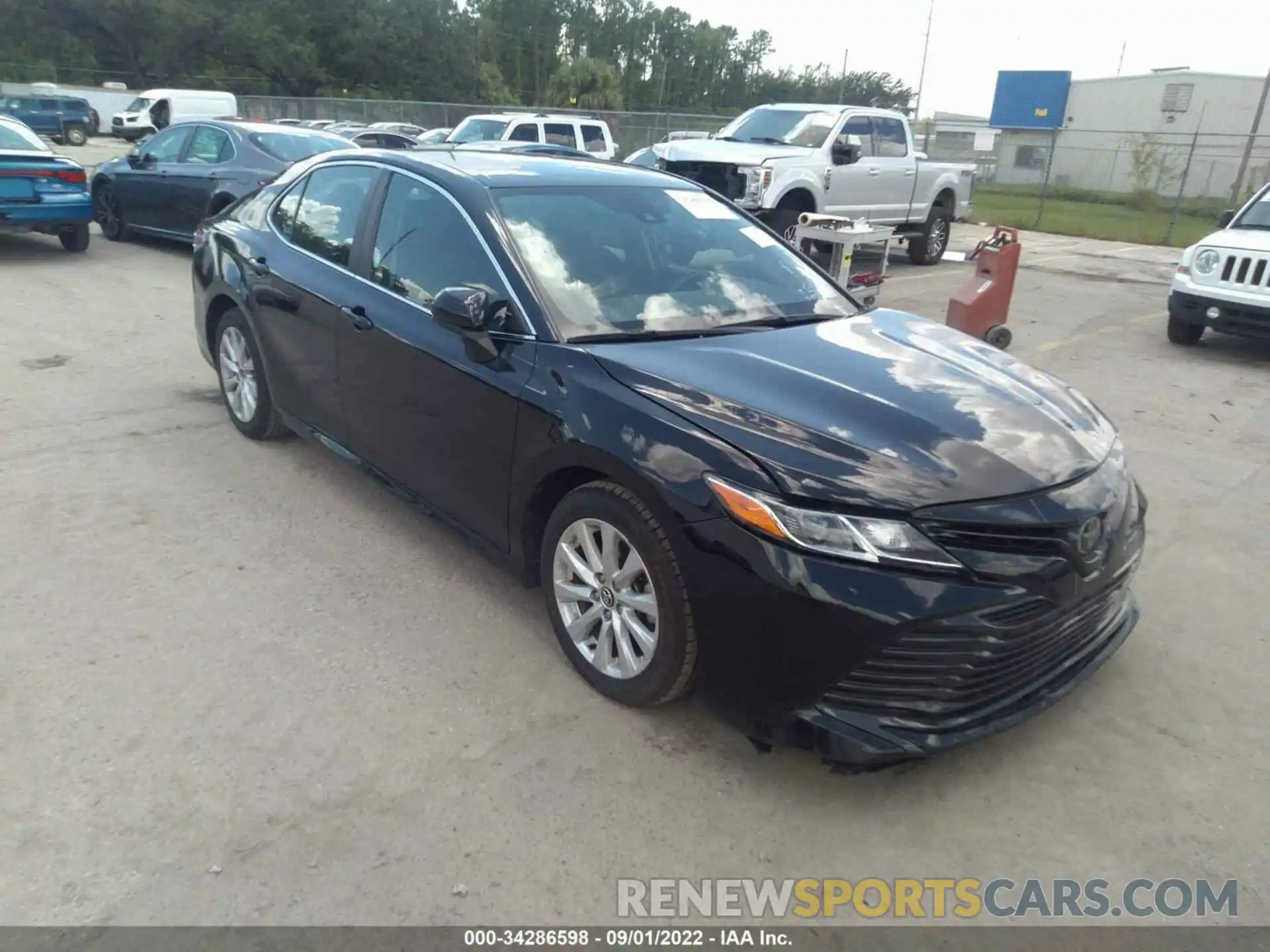 1 Photograph of a damaged car 4T1C11AK6LU347616 TOYOTA CAMRY 2020