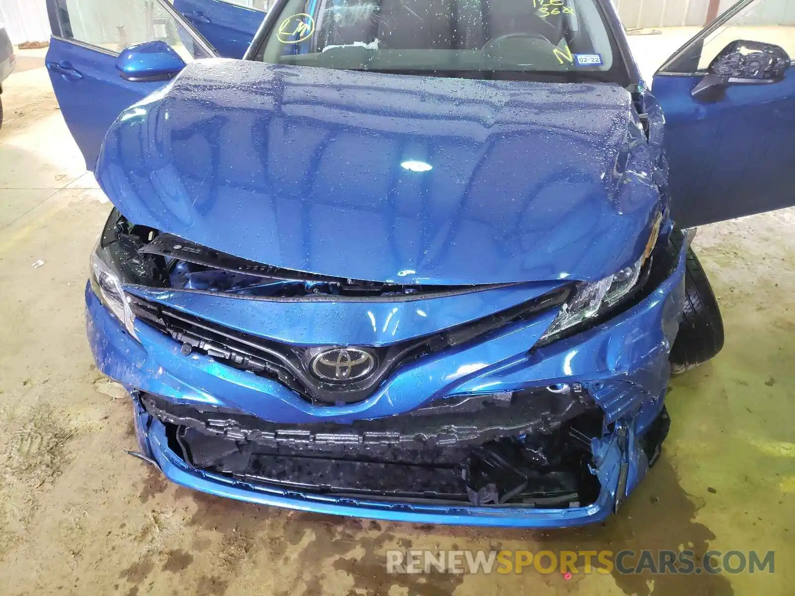 7 Photograph of a damaged car 4T1C11AK6LU352167 TOYOTA CAMRY 2020