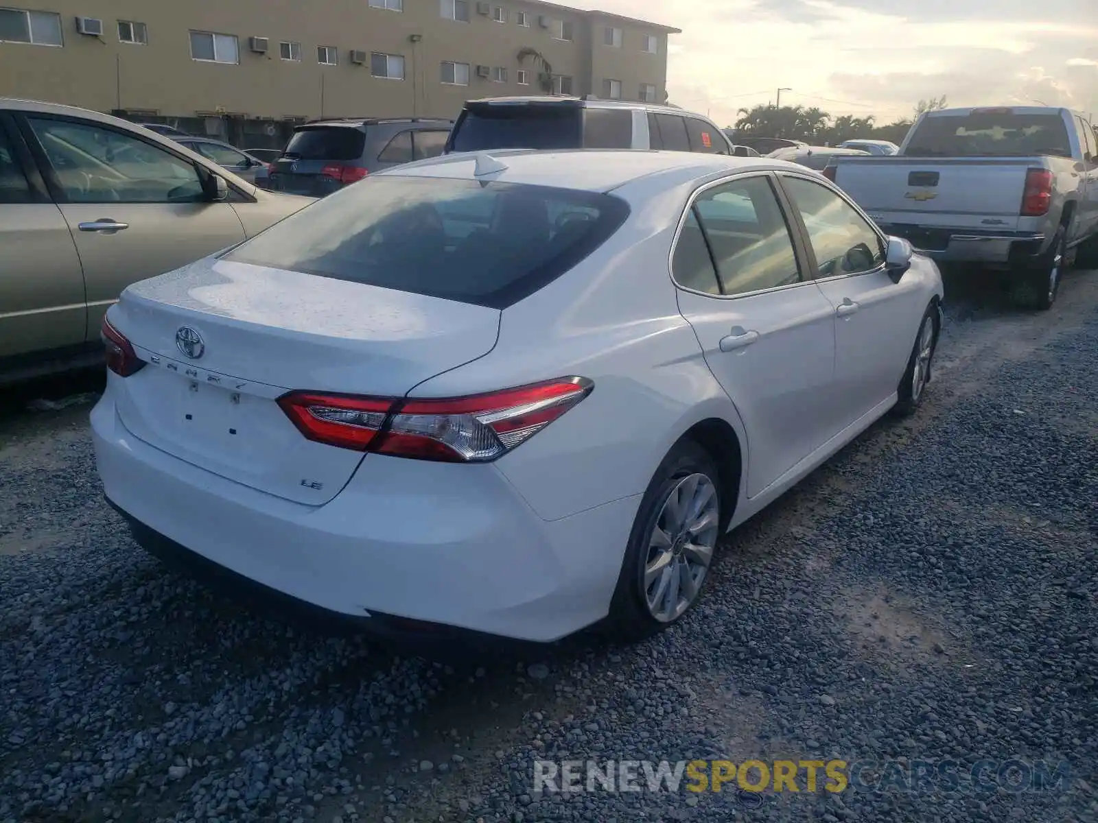 4 Photograph of a damaged car 4T1C11AK6LU357854 TOYOTA CAMRY 2020