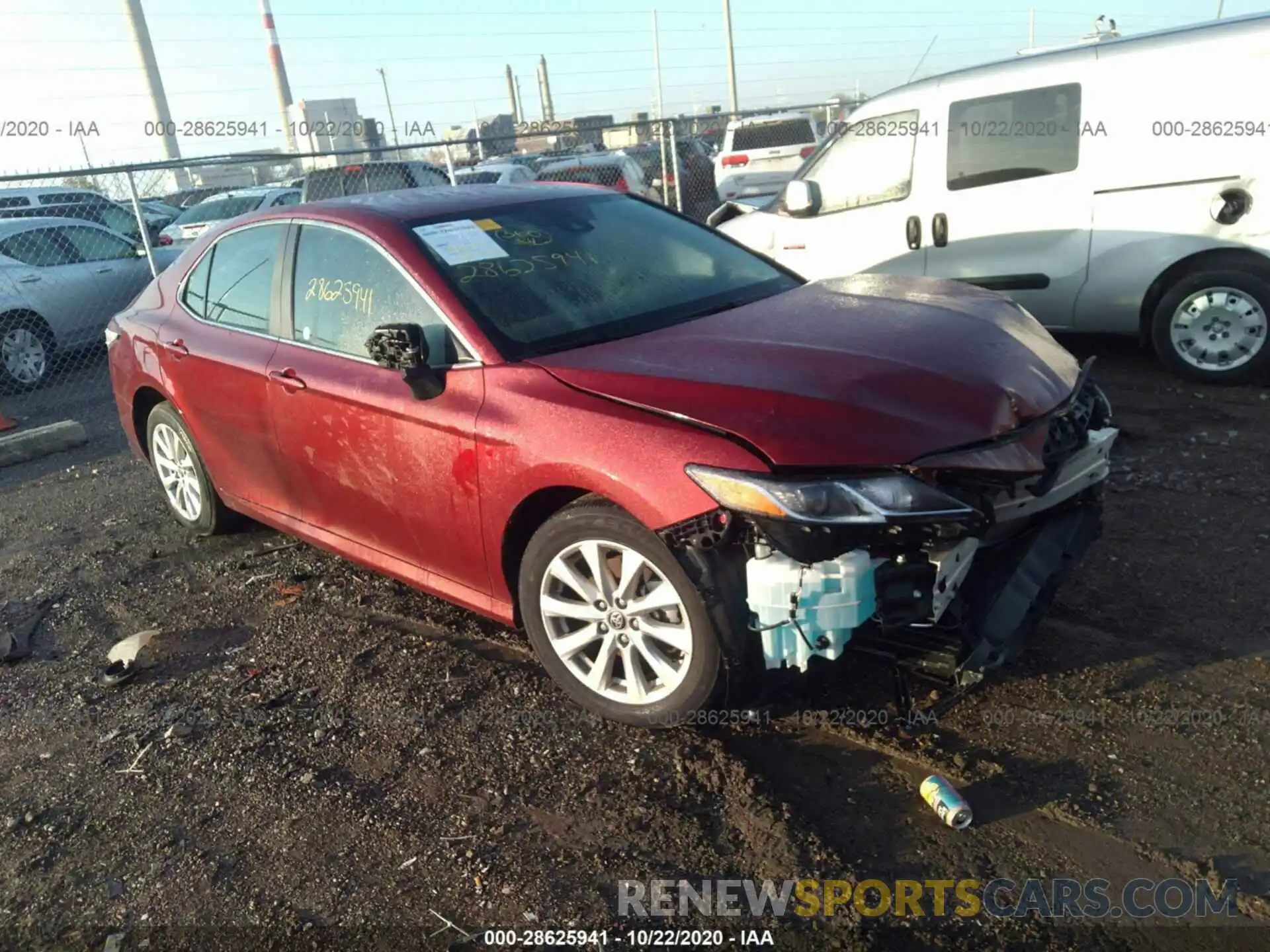 1 Photograph of a damaged car 4T1C11AK6LU361208 TOYOTA CAMRY 2020