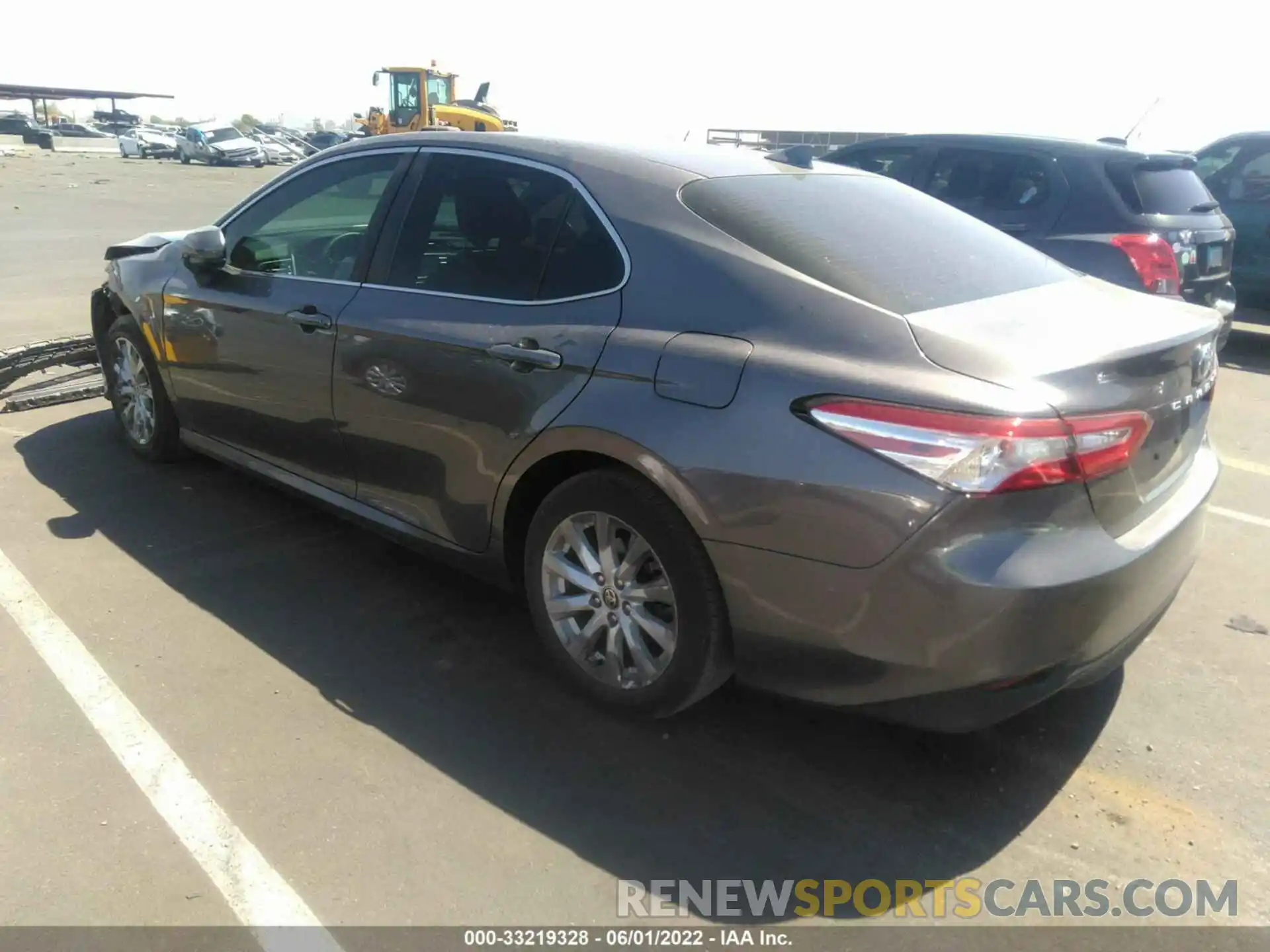 3 Photograph of a damaged car 4T1C11AK6LU366456 TOYOTA CAMRY 2020