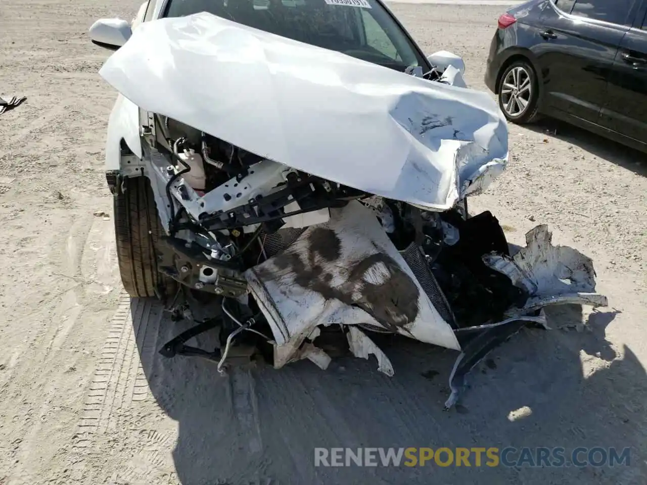 9 Photograph of a damaged car 4T1C11AK6LU366523 TOYOTA CAMRY 2020