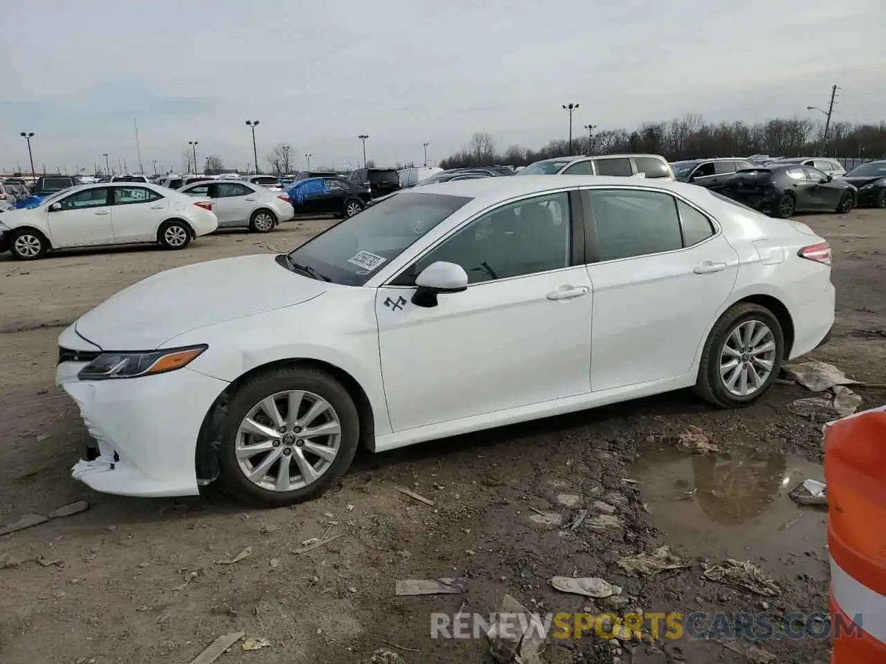 1 Photograph of a damaged car 4T1C11AK6LU383984 TOYOTA CAMRY 2020