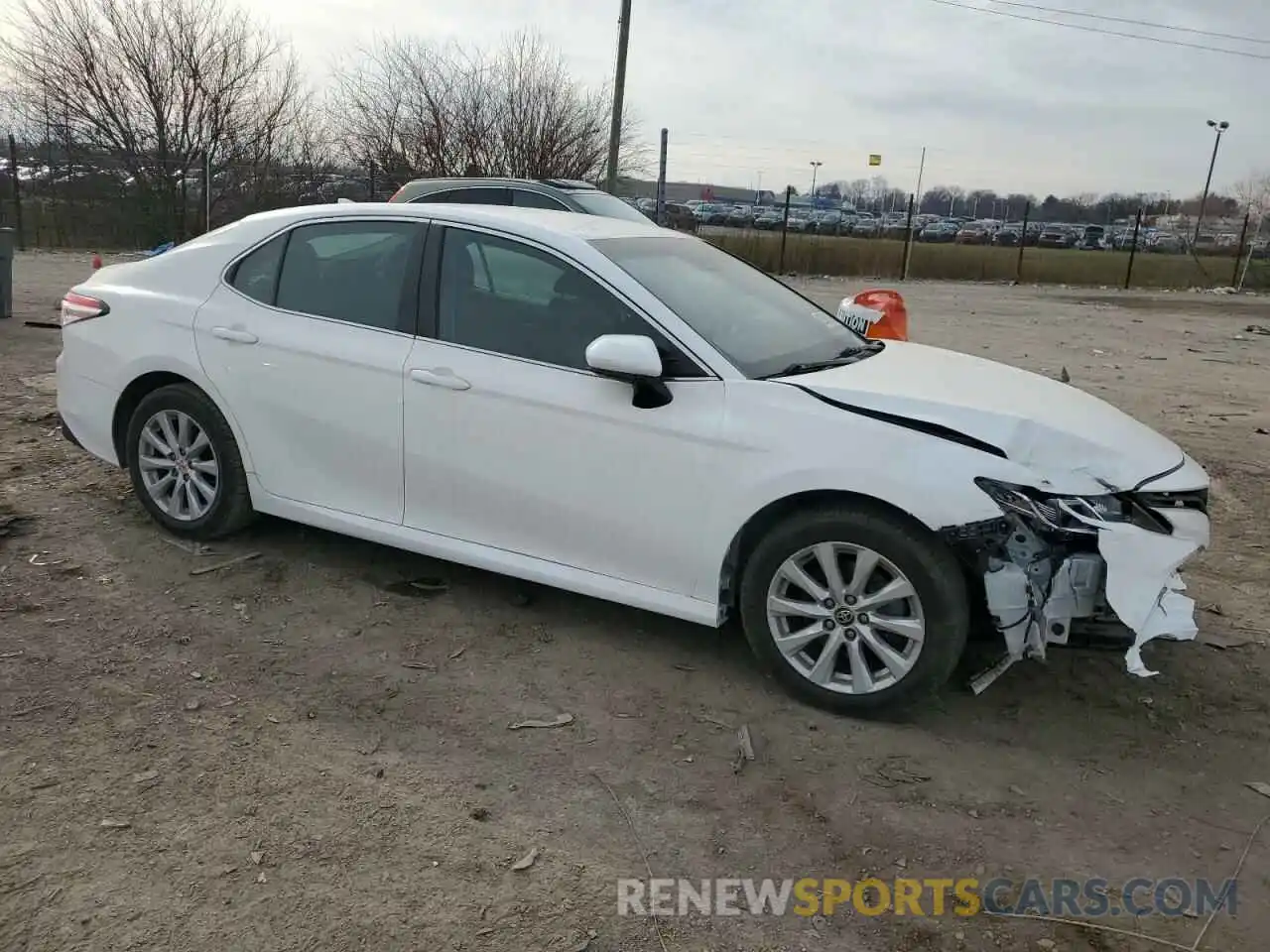 4 Photograph of a damaged car 4T1C11AK6LU383984 TOYOTA CAMRY 2020