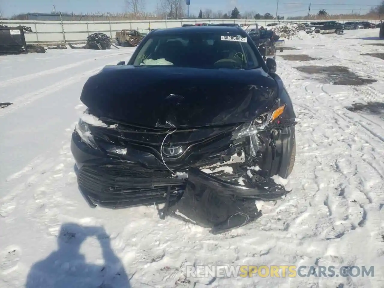 9 Photograph of a damaged car 4T1C11AK6LU392264 TOYOTA CAMRY 2020