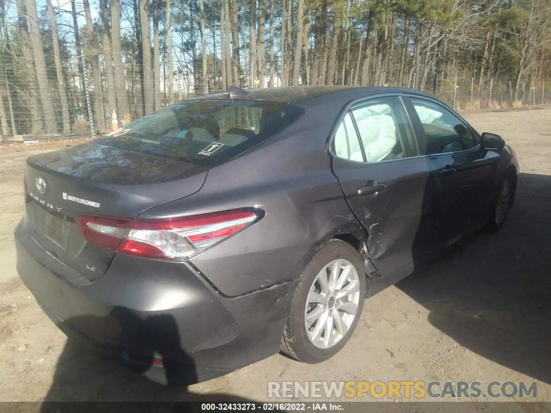 4 Photograph of a damaged car 4T1C11AK6LU394712 TOYOTA CAMRY 2020